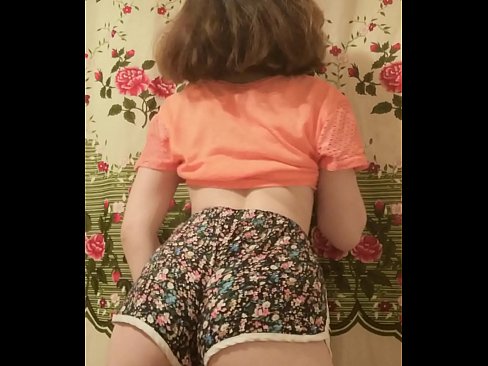 ❤️ Garota jovem e sexy tirando seus shorts da câmera Porno vídeo em pt-br.credit-assorti.ru ☑