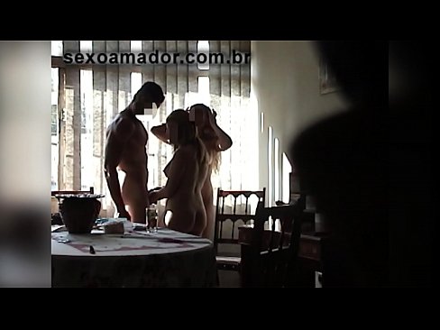 ❤️ Amigos sexuais convidam um homem gigante e uma ménage à trois com ele Porno vídeo em pt-br.credit-assorti.ru ☑